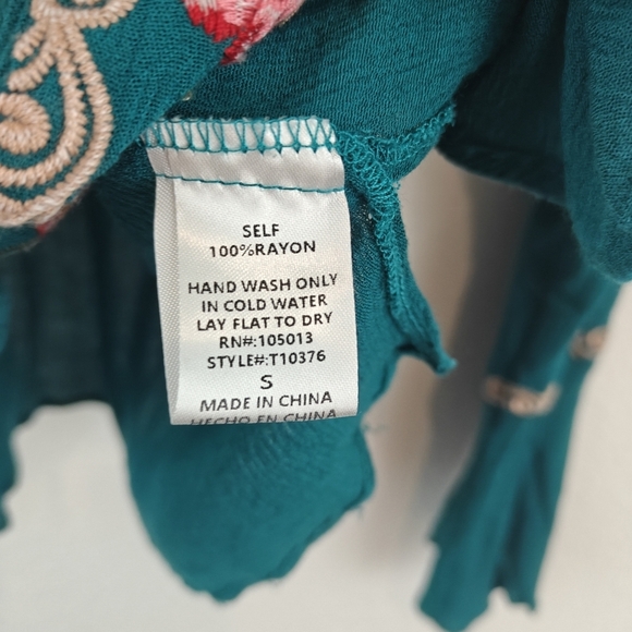 Savanna Jane Turquoise Floral Embroidered Long Sleeve V Neck Blouse Small - Picture 9 of 9